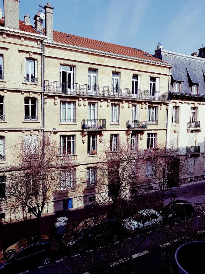 B&B Un Lit Sous Les Etoiles Nancy Luaran gambar